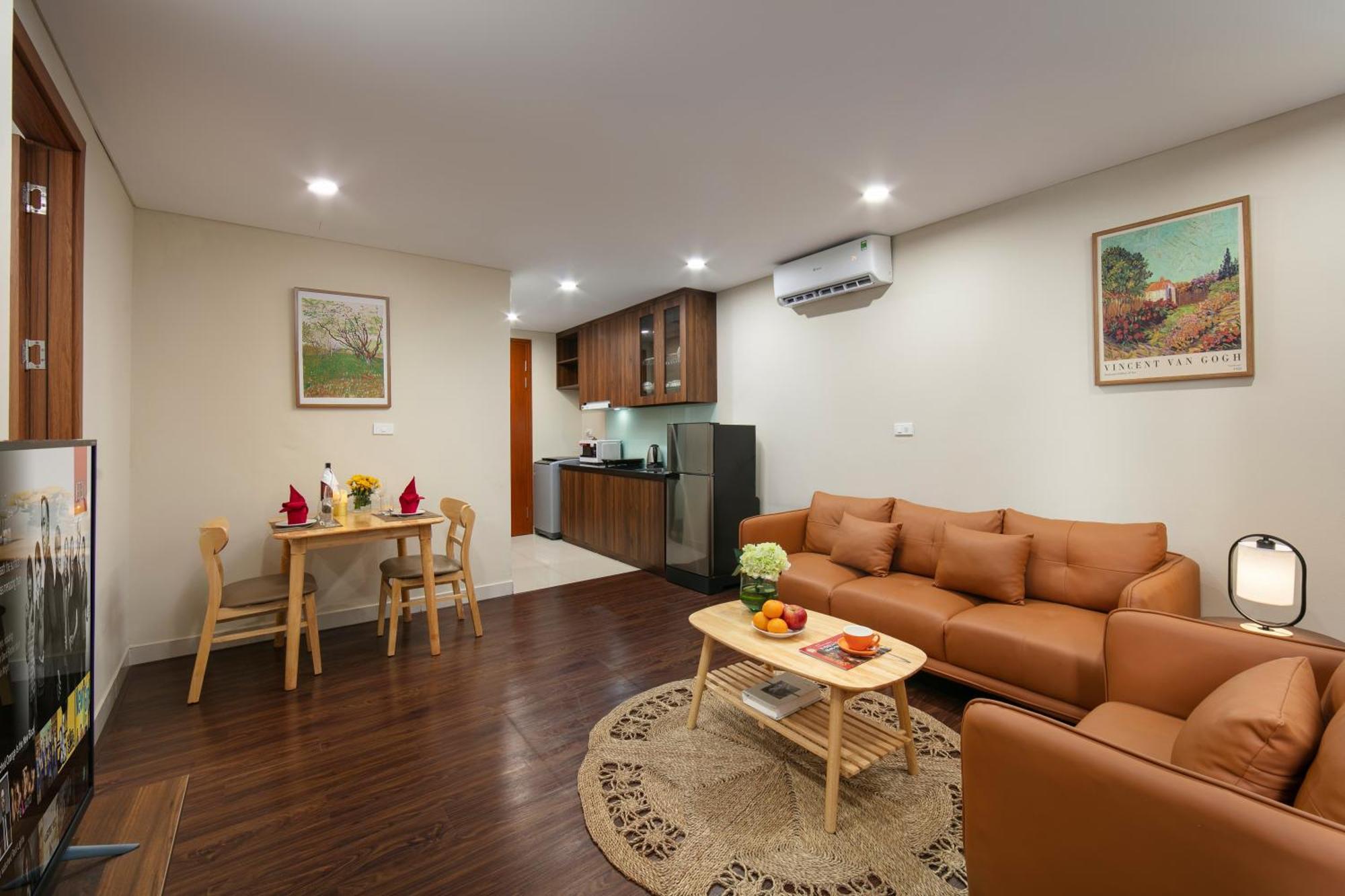Hb Serviced Apartment - Lac Long Quan Hanoi Luaran gambar